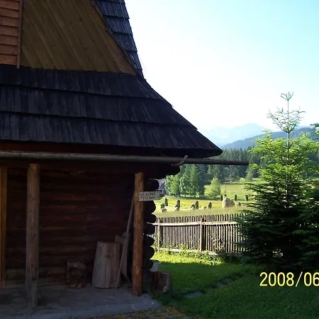 Pod Tatrami Chalet *